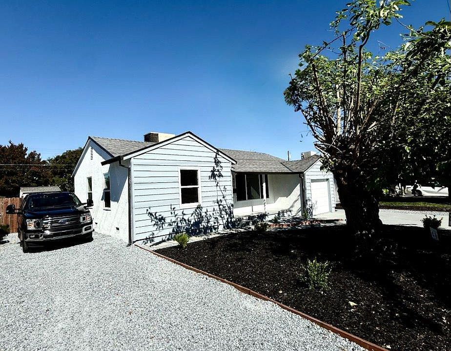 1st image of 1621 Fruitridge Road