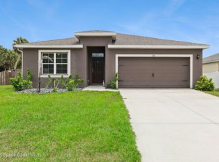 886 Pyracantha St NW, Palm Bay, FL 32907