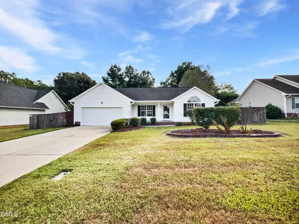 100 Waterford Dr, Angier, NC 27501