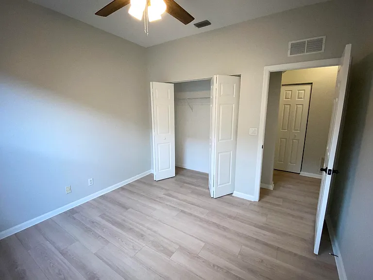 1215 Rosegate Blvd — Photo 31