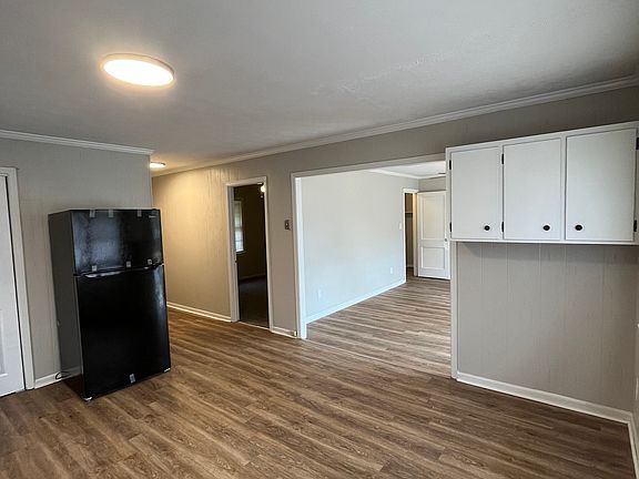 4th image of 1019 W Richmond St