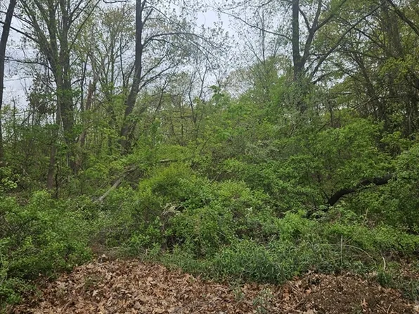 40 Book St, Dracut, MA 01826