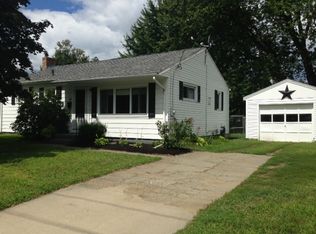 168 Tracy Dr, Burlington, VT 05408