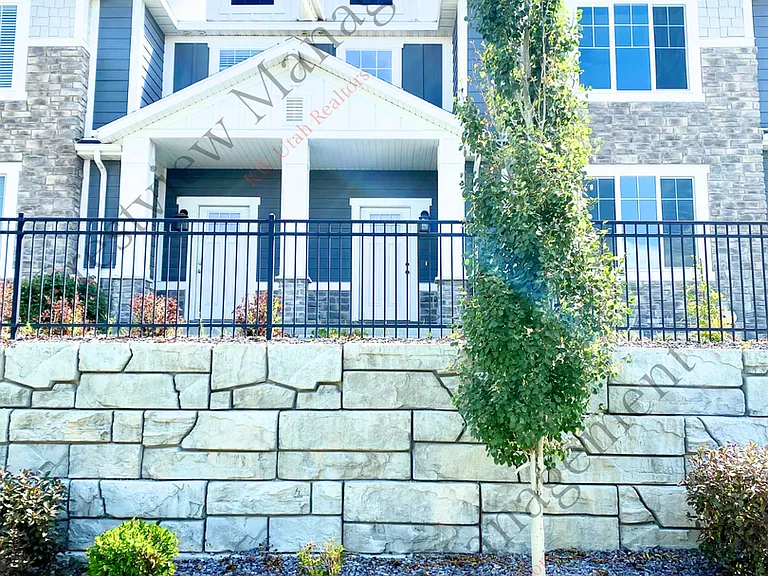 4883 N Nile Dr — Photo 1