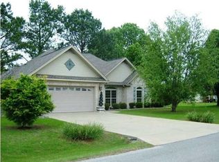 209 Market St, Muscle Shoals, AL 35661