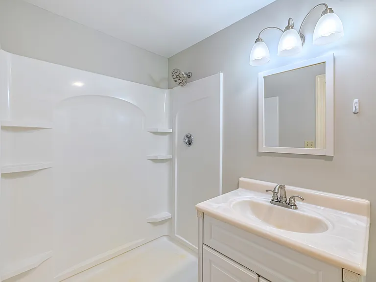 4 Hydeville Rd #1 — Photo 19