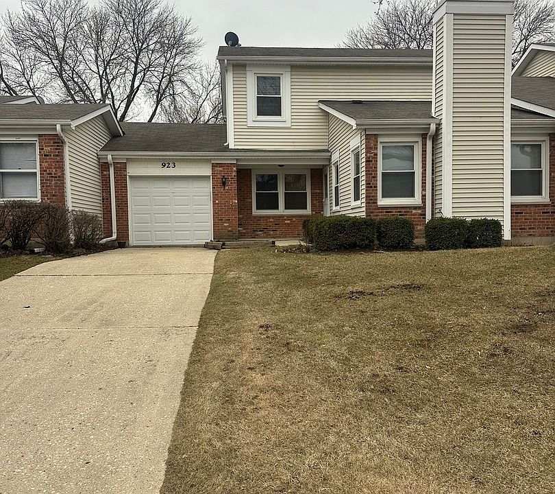1st image of 923 Daniels Ct