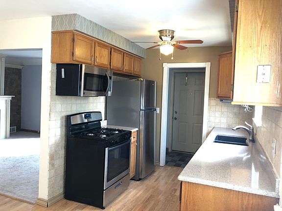 4th image of 4860 Dudley St