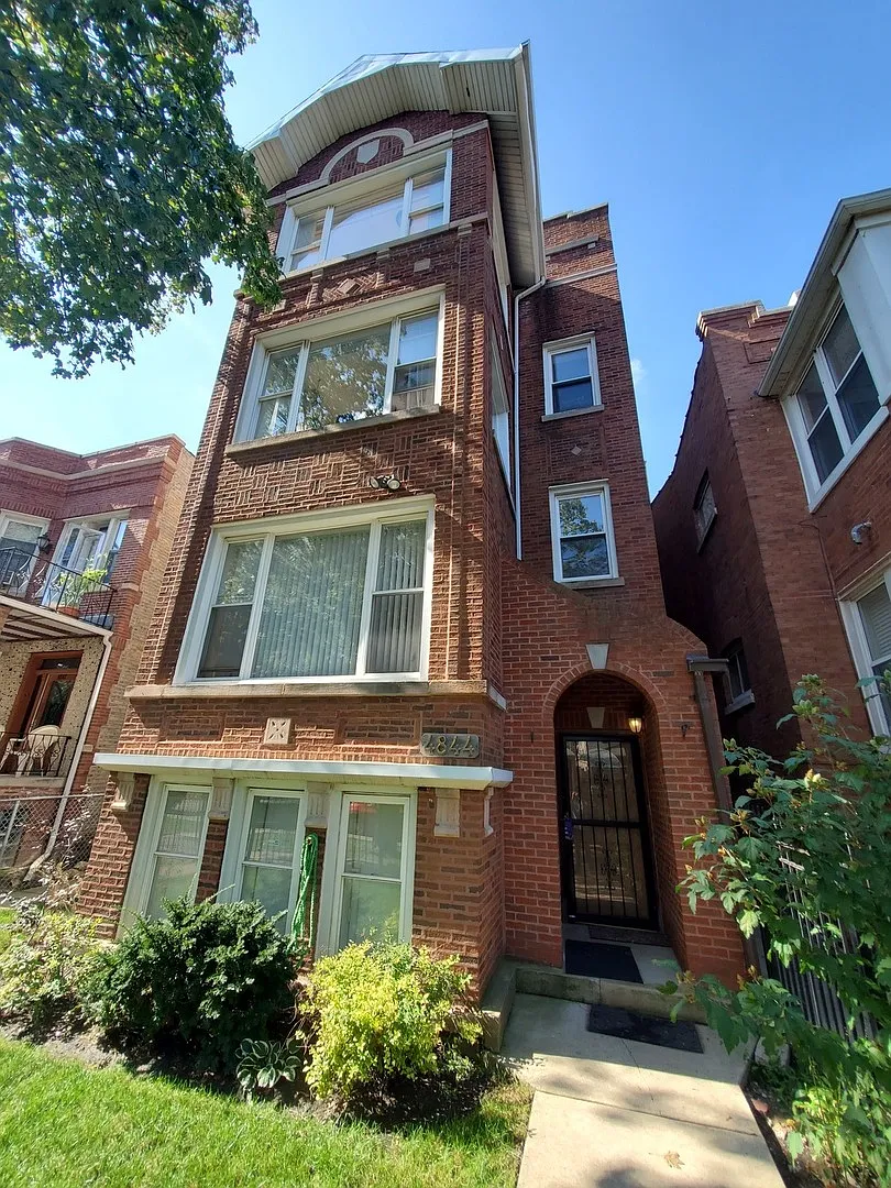 3 bed, 1875 sqft, $2,750 — Photo 1