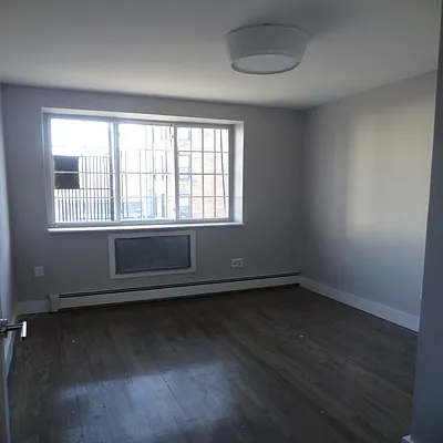 Rented by Lofts and Flats LLC | media 25