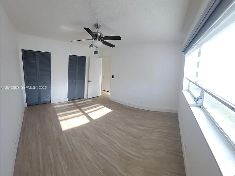 1700 Cleveland St #203 — Photo 7