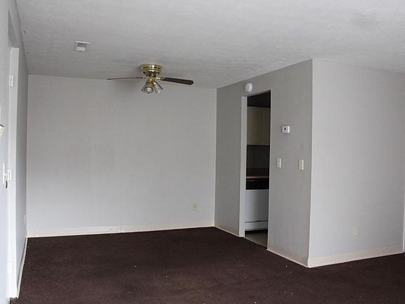 3rd image of 3409 McHenry Ave #8