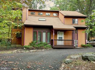 177 Pocono Blvd, Bushkill, PA 18324