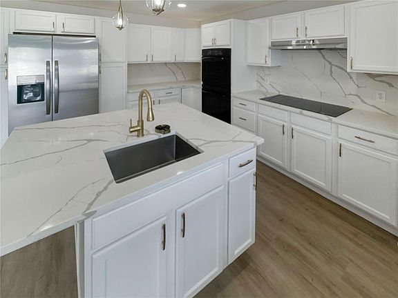 3rd image of 2109 Aitkin Loop