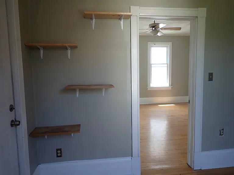 2816 N Fratney St #4 — Photo 12