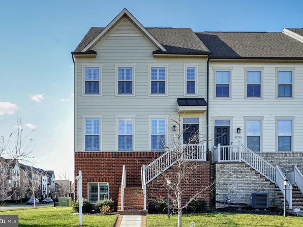 17978 Spotted Oak Rd, Dumfries, VA 22026
