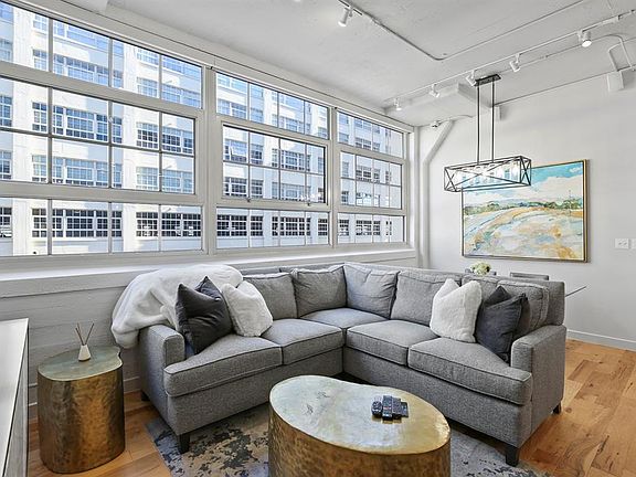 4th image of 2600 W 7th St APT 1301