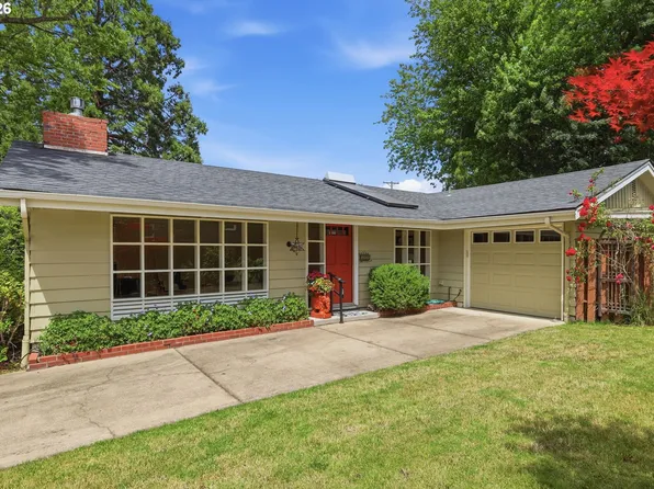 3025 Harris St, Eugene, OR 97405