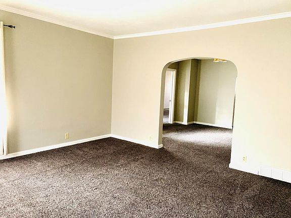 5th image of 1125 Powell St