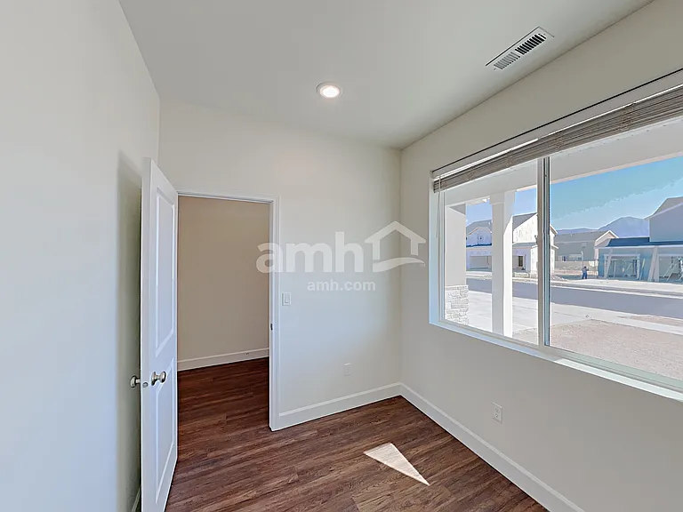 291 N Gibbons Ln — Photo 10
