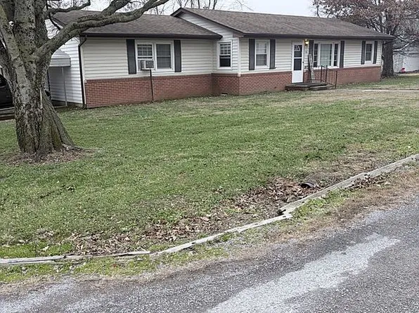 1101 Cedar St, Harrisburg, IL 62946