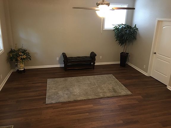 2nd image of 1800 Northside Dr