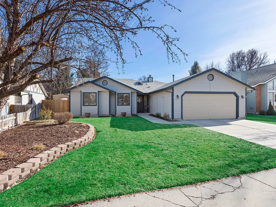 5385 W Lockport Dr