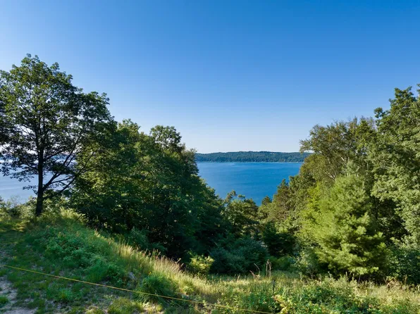 0 Woodsmere Rd Lot 30, Frankfort, MI 49635