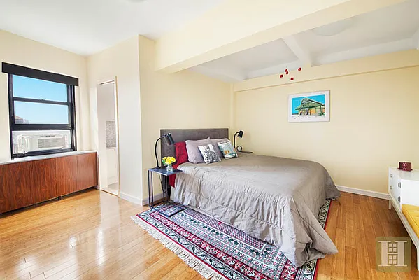 Sold by Halstead Real Estate | media 24