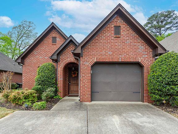 3rd image of 4034 Fulton Springs Ln