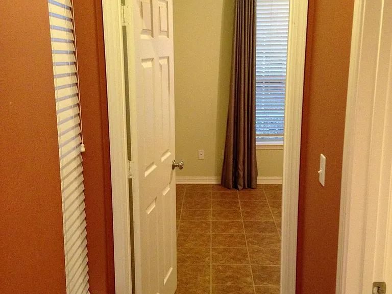 113 Baltic Dr — Photo 26