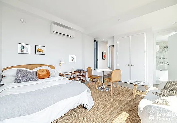 3rd image of 310 Grand Concourse #14I