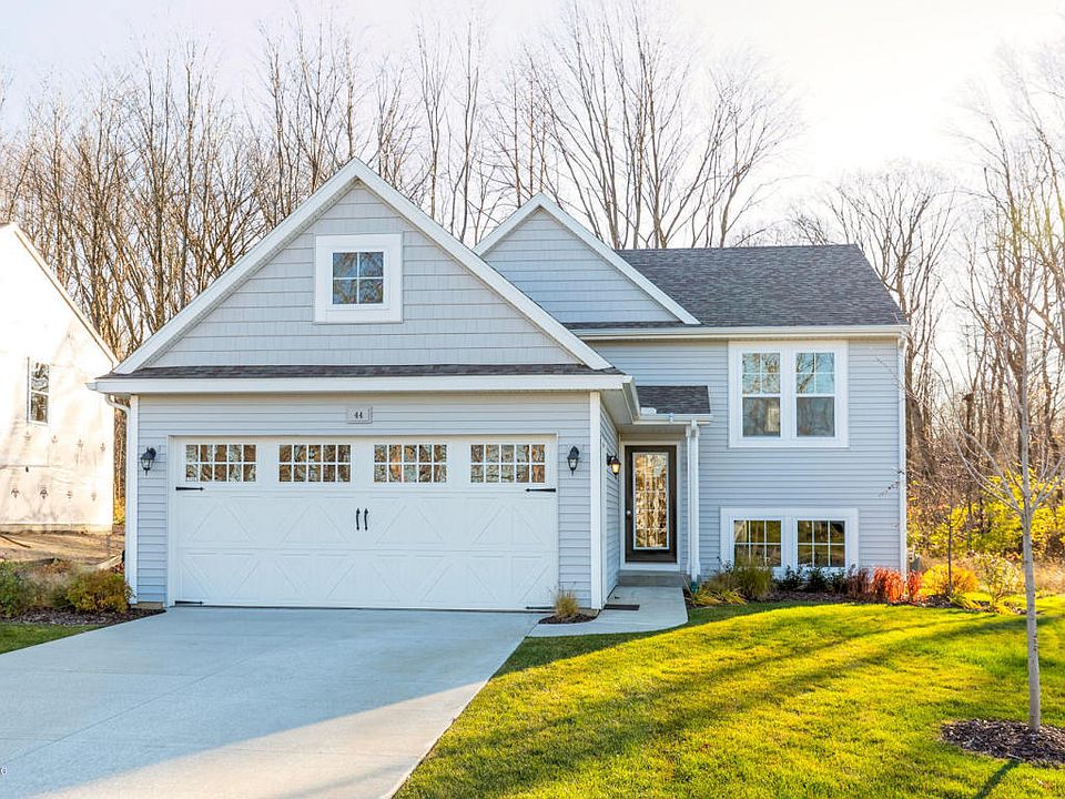 1st image of 11915 Wooddyke Dr NE
