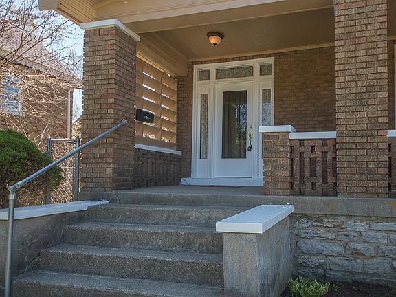 3rd image of 3221 Price Ave