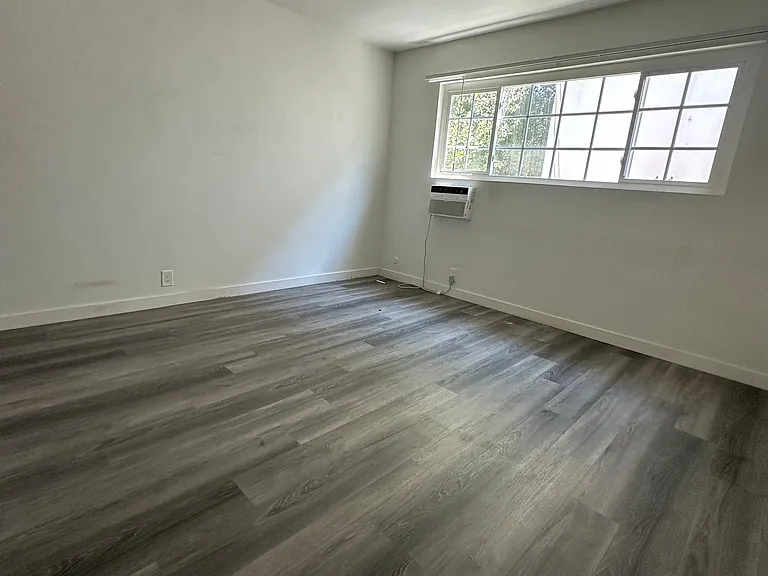 4521 Colfax Ave #213 — Photo 6
