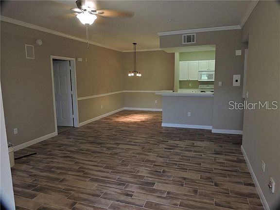 5th image of 14316 Fredricksburg Dr APT 519