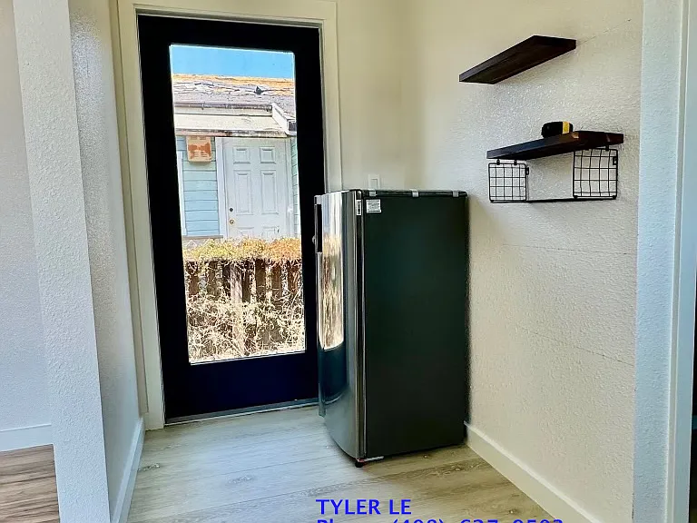 6115 Fremont St — Photo 3
