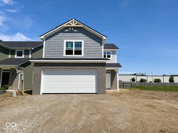1018 Stratford Ln, Shelbyville, IN 46176