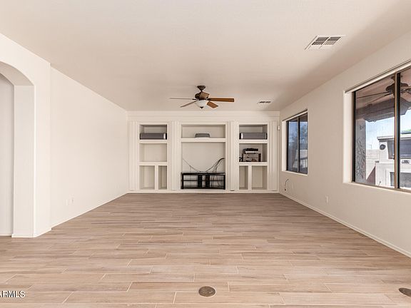 4th image of 13565 W HOLLY Street