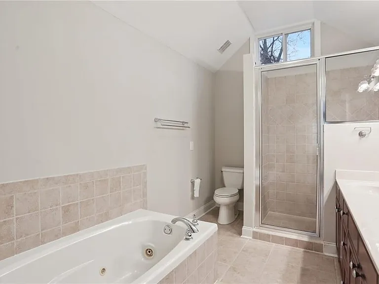 99 Bates Ave NE — Photo 19