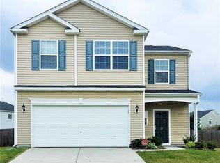 18 Red Brush Ct, Greensboro, NC 27301