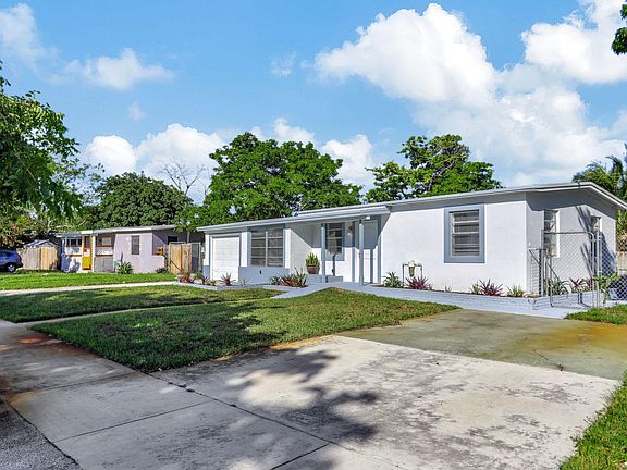 3rd image of 5300 NE 17th Avenue