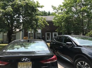 216 Williamsburg Ln, Lakewood, NJ 08701