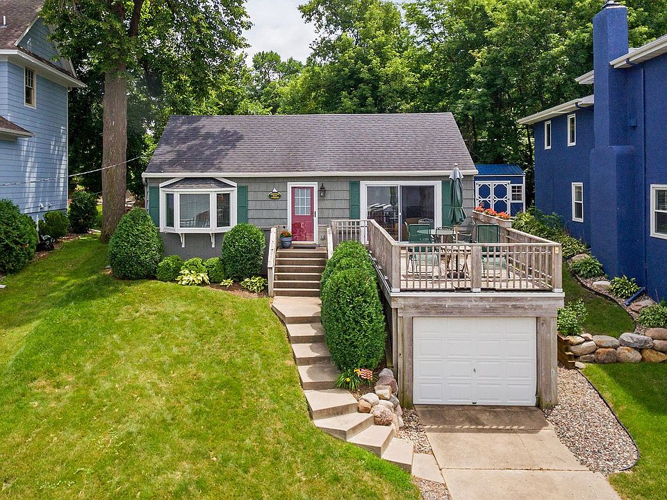 2nd image of 3355 Crystal Bay Rd