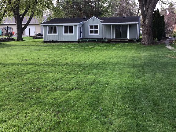 5th image of 3743 Kawkawlin River Dr