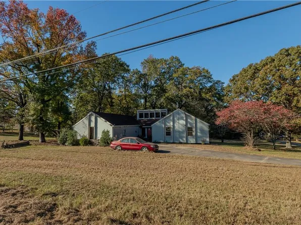 1 Ferrell Rd, Phenix City, AL 36869