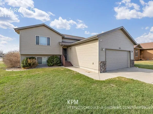 631 Airway Ct, Box Elder, SD 57719