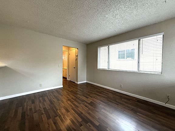 3rd image of 1245 Esplanade #12