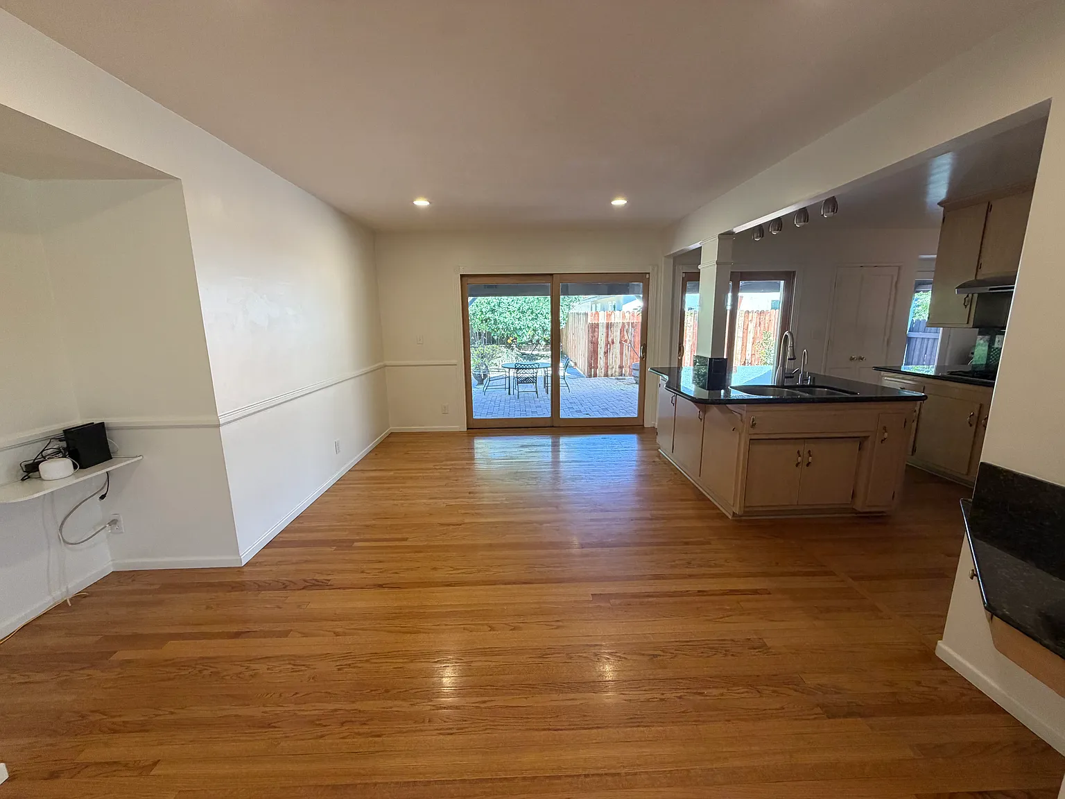 3 bed, 1724 sqft, $3,875 — Photo 4