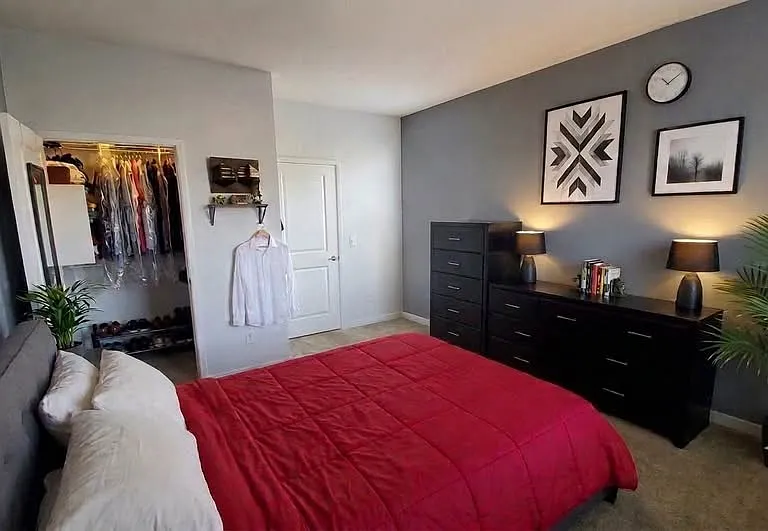 1801 E Katella Ave — Photo 2
